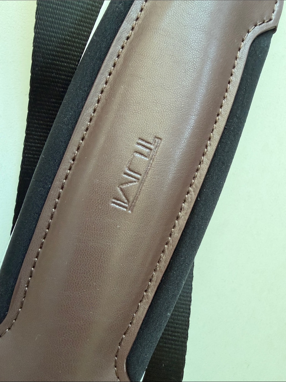 Tumi Brown and Black Padded Shoulder Strap for Laptop Bags